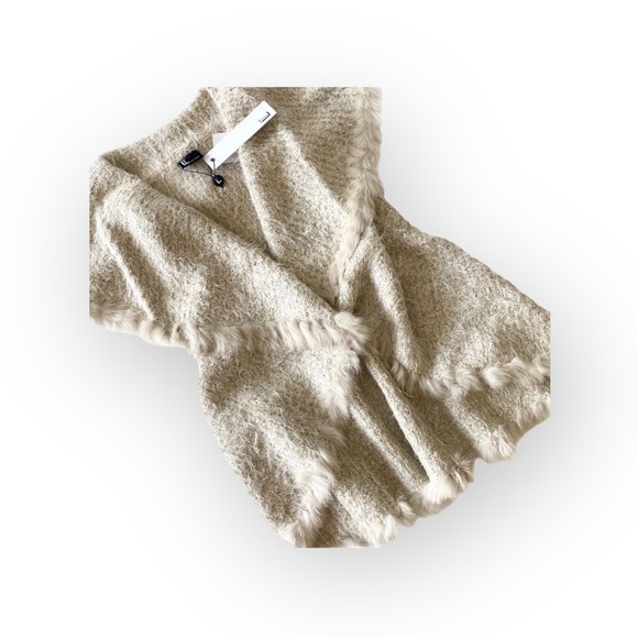 new Love Token ❤︎ Danielle Rabbit Fur Trim Vest ❤︎ Teddy Coat ❤︎ Ivory ❤︎ XS - Picture 10 of 16